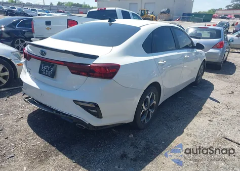 2021 Kia Forte Lxs из США, поврежденный, VIN 3KPF24AD5ME335197